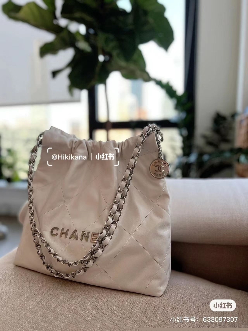 Ch*el shopping bags